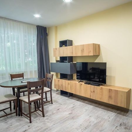 Apartment Yana روس المظهر الخارجي الصورة