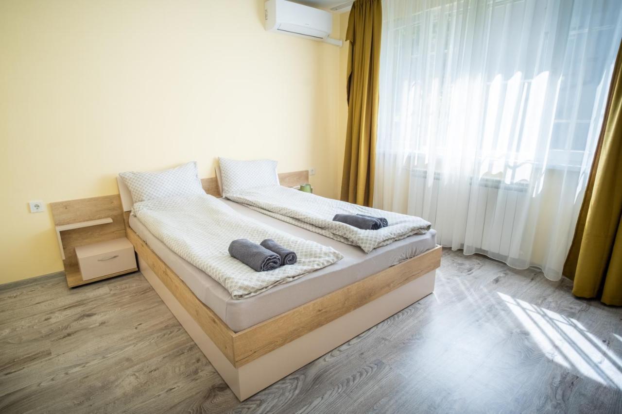 Apartment Yana روس المظهر الخارجي الصورة