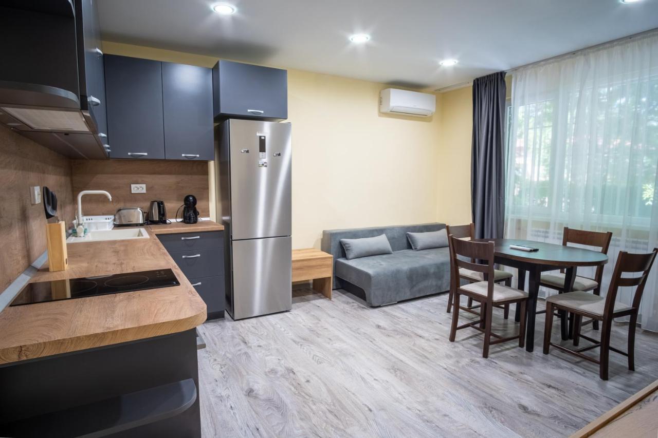 Apartment Yana روس المظهر الخارجي الصورة