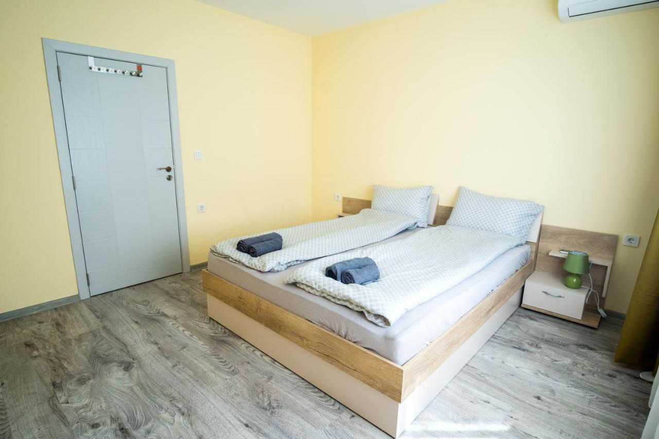 Apartment Yana روس المظهر الخارجي الصورة