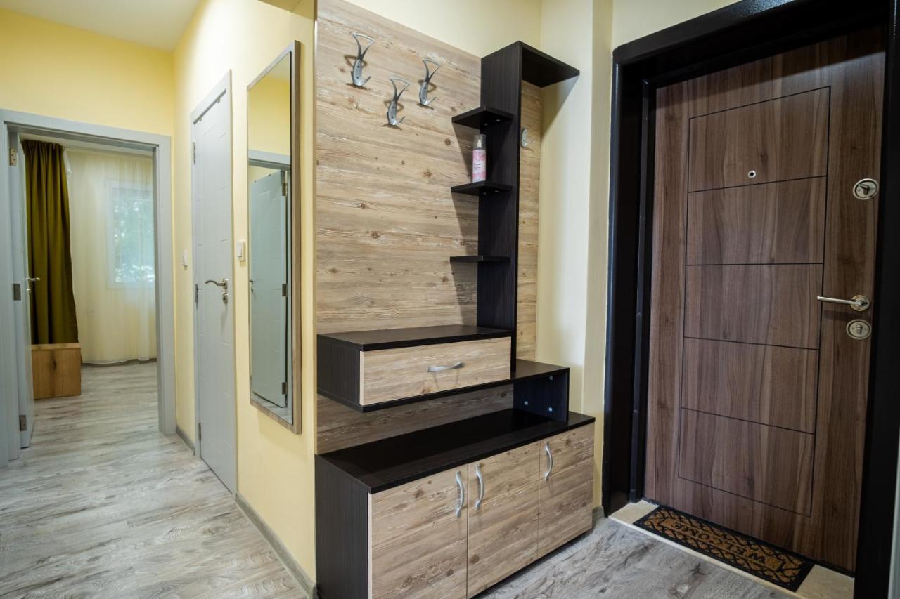 Apartment Yana روس المظهر الخارجي الصورة
