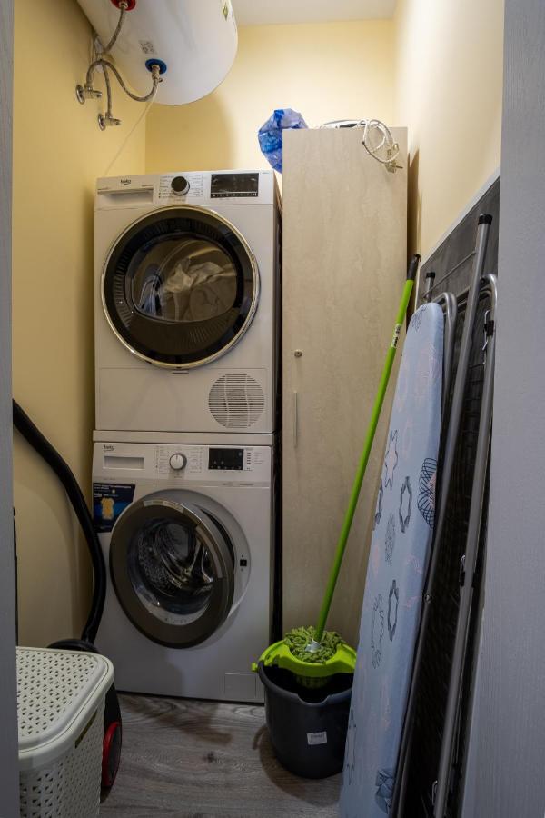 Apartment Yana روس المظهر الخارجي الصورة